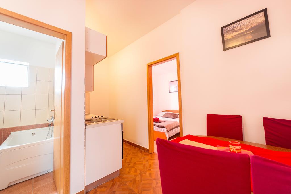 Apartments Marina Срима Екстер'єр фото